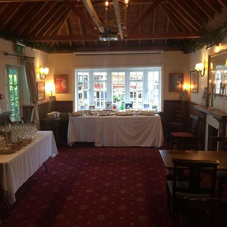 The Wheatsheaf Inn Cuckfield المظهر الخارجي الصورة