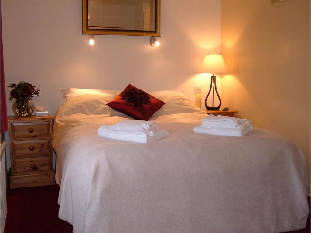 The Wheatsheaf Inn Cuckfield الغرفة الصورة